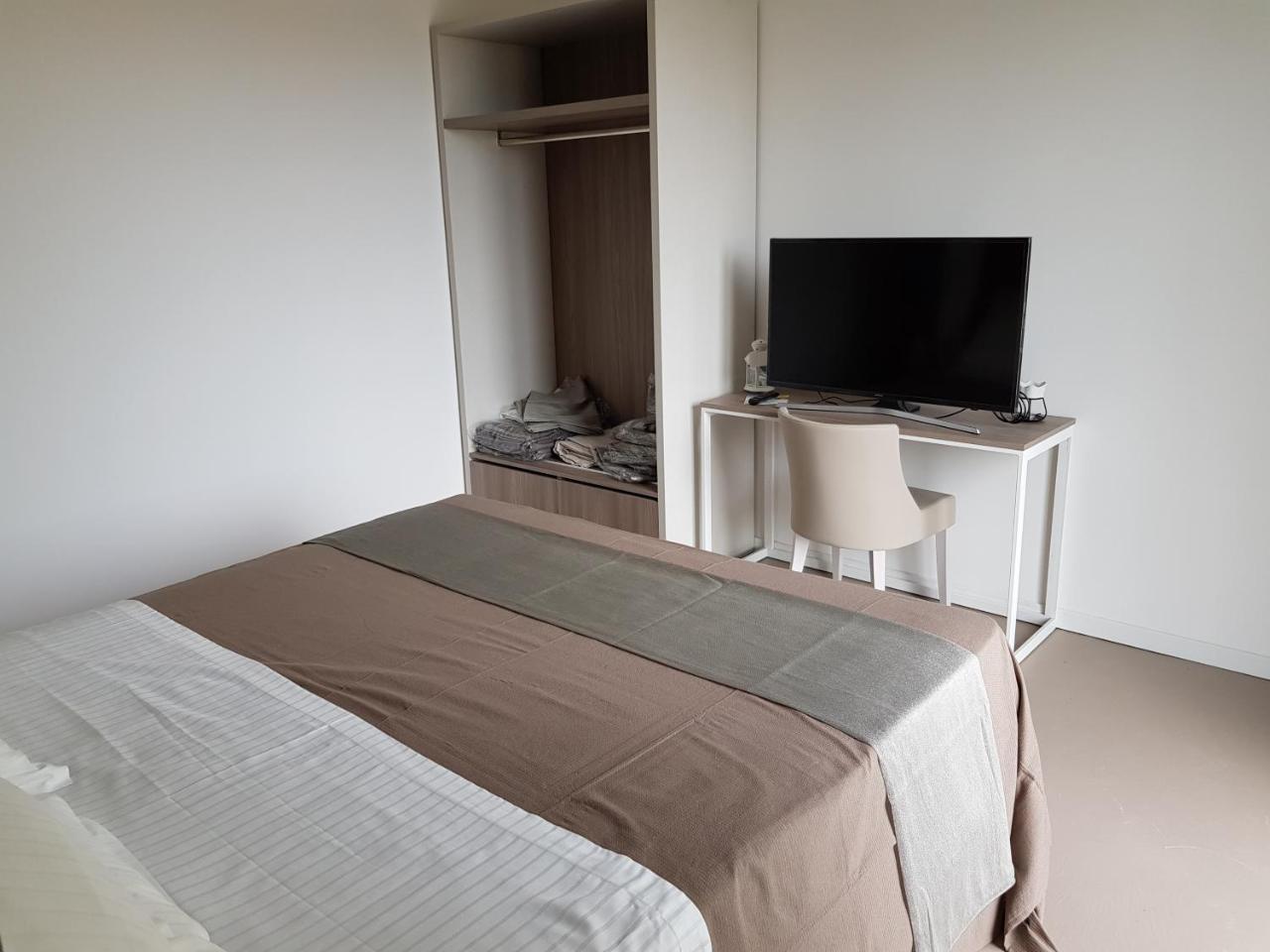 Venus Suites Cervia Eksteriør billede