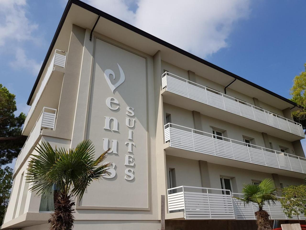 Venus Suites Cervia Eksteriør billede
